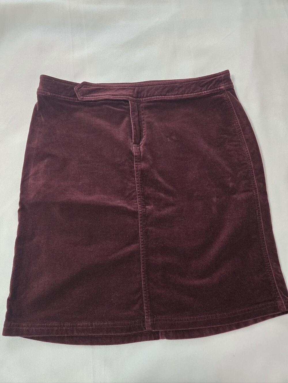 Guess Velvet Mini Skirt in Burgundy